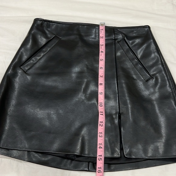 Blank NYC Black Mini Skirt - Picture 8 of 10